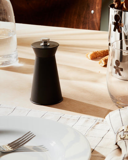ALESSI Pépé le Moko: Pepper mill by Jasper Morrison