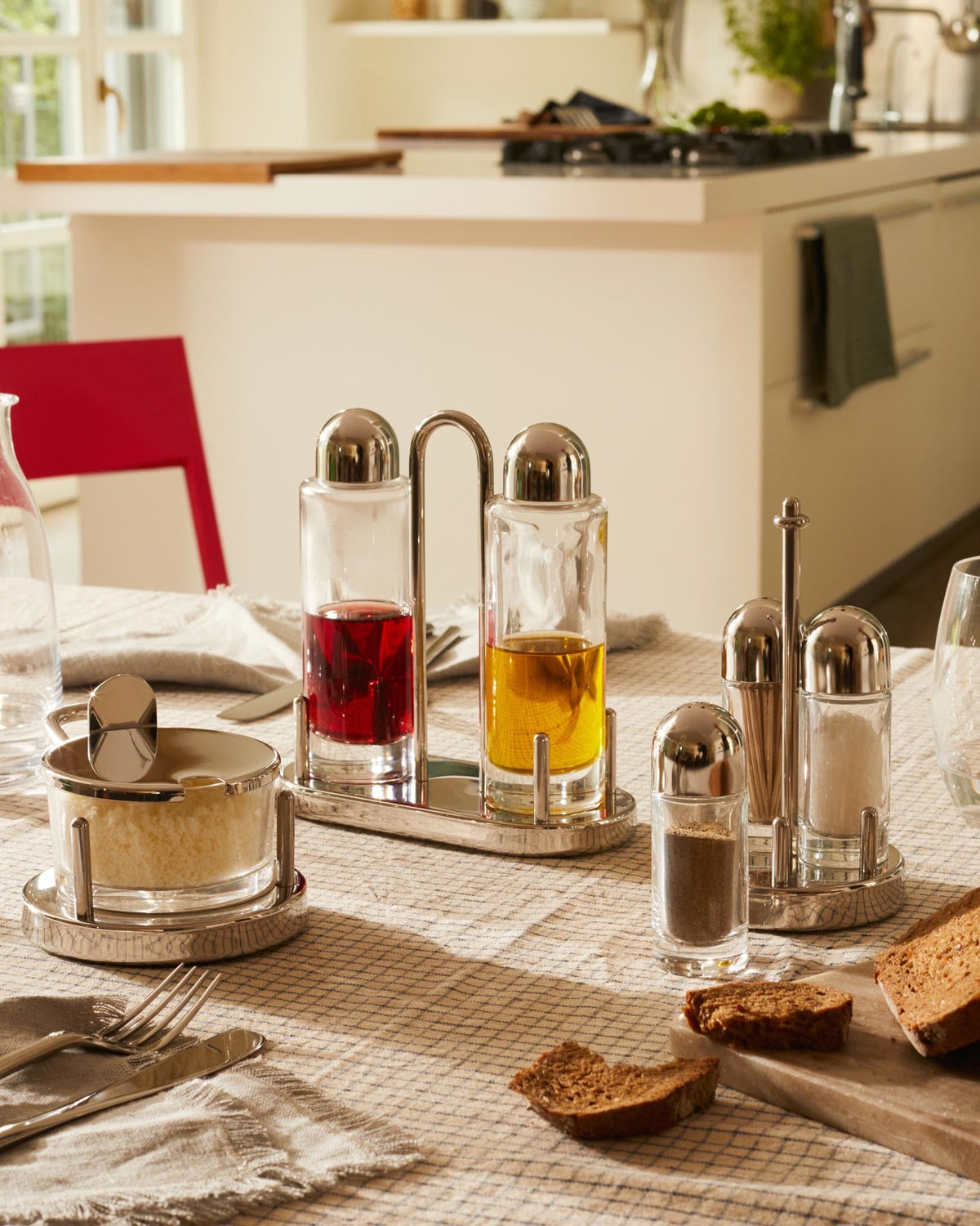 ALESSI 5075: Salt castor by Ettore Sottsass
