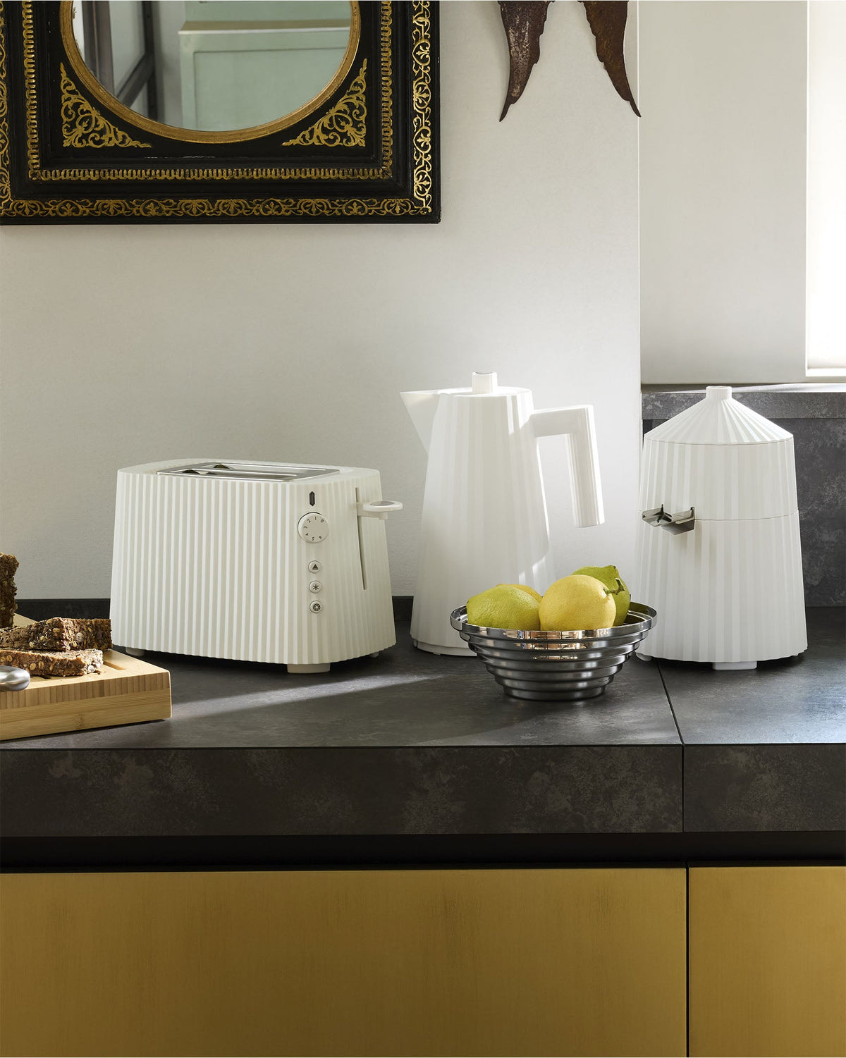 ALESSI Plissé Toaster - European Plug By Michele De Lucchi