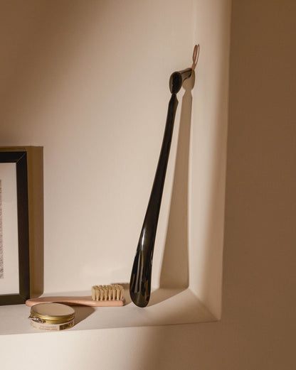 ALESSI Germano: Shoehorn by Harry & Camila