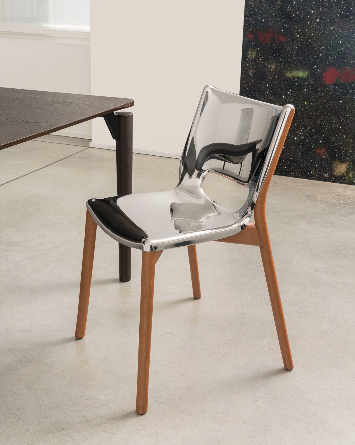 ALESSI Poêle Collection: Monoshell chair Philippe Starck